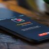 Como escolher entre Google Ads e Facebook Ads para campanhas GEO de marketing digital em smartphones